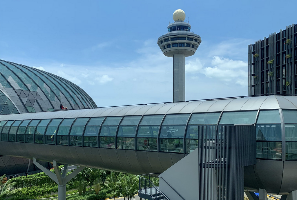 🇸🇬 Welcome to Singapore! Essential Information for Tourists Arriving at Changi Airport