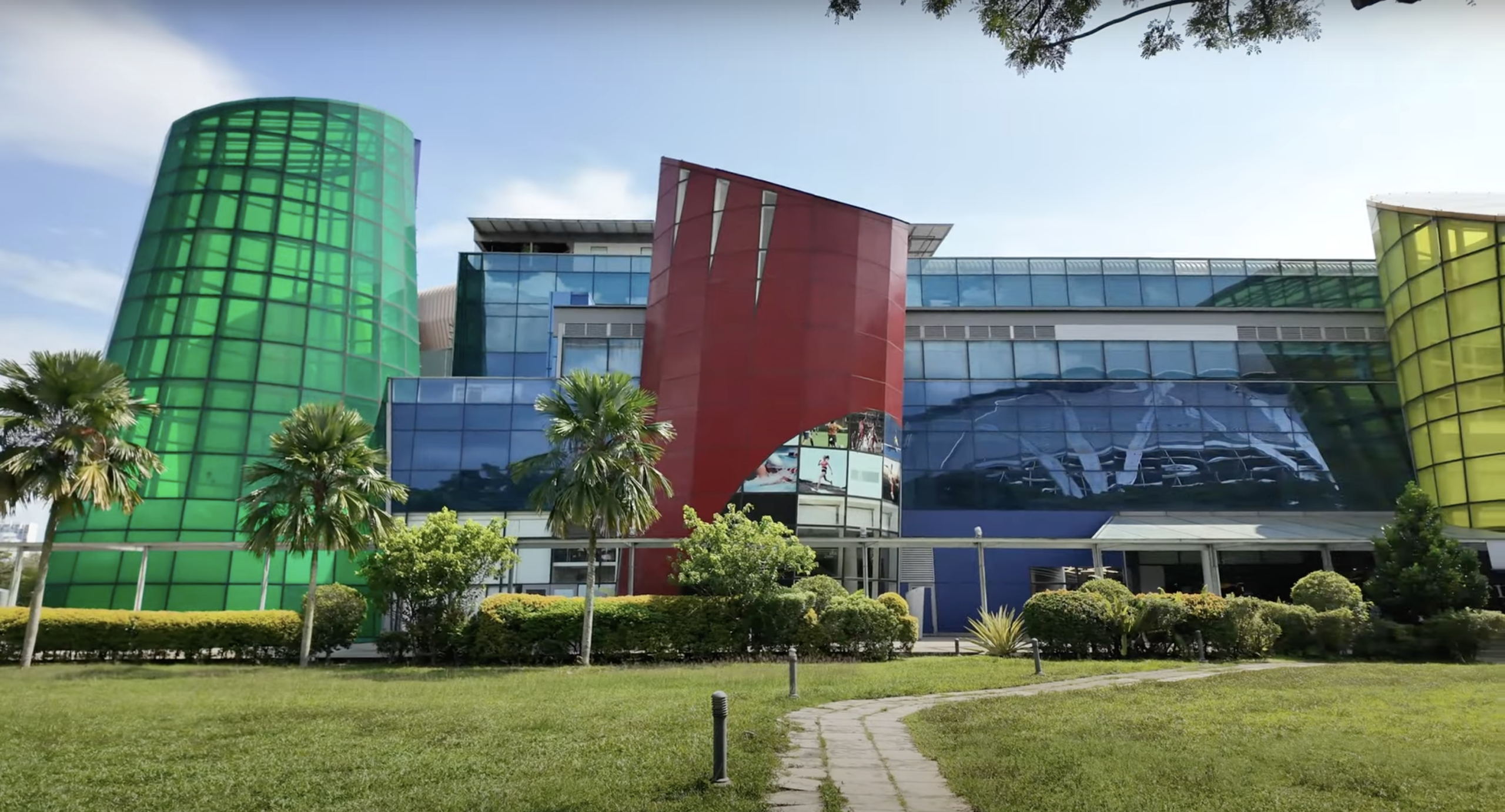 Leisure Park Kallang – Ever thought about combining fun, food, and fitness all under one roof? 🌟
