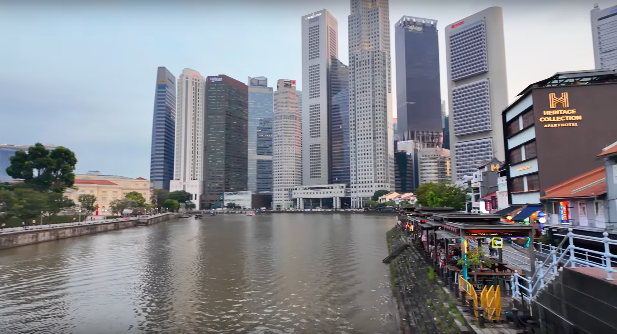 Life by the River: Your Guide to Clarke Quay 🎉