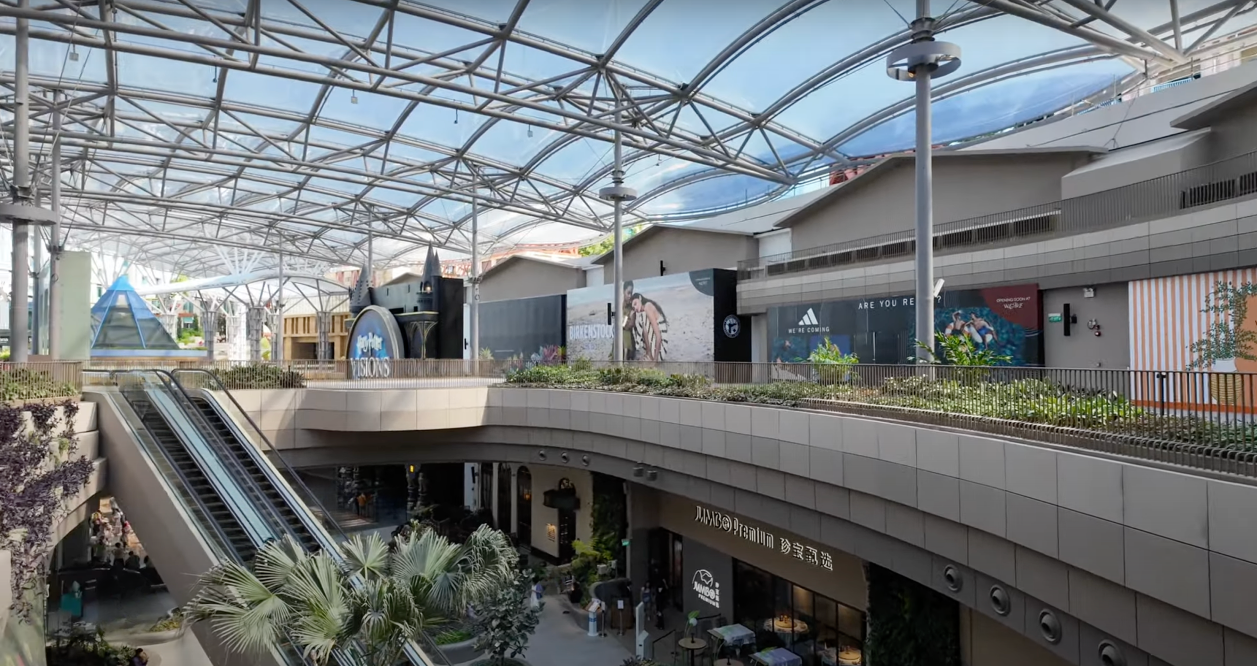 🌴 WEAVE – A New Kind of “Mall” Just Opened in Sentosa — And It’s Anything But Ordinary