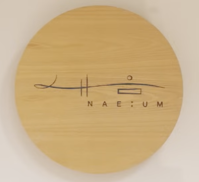 Naeum